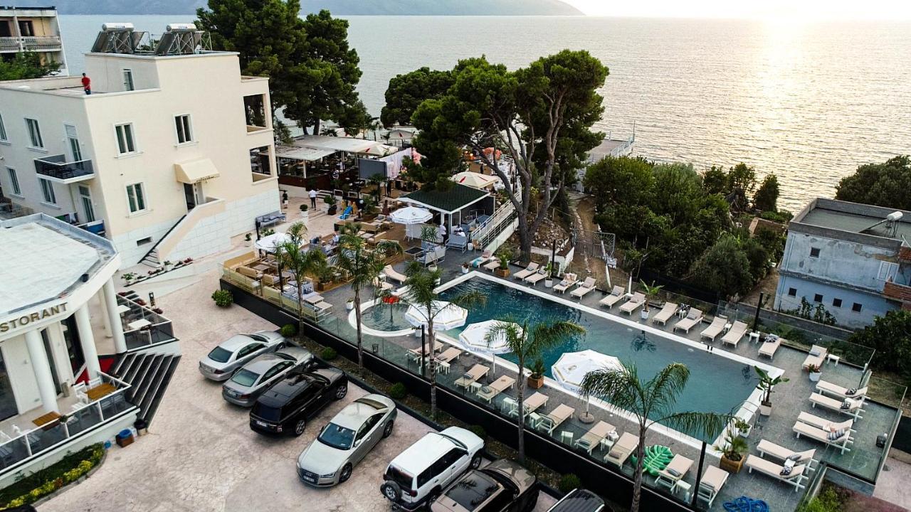 Le Palazzine Hotel Vlorë Exteriör bild