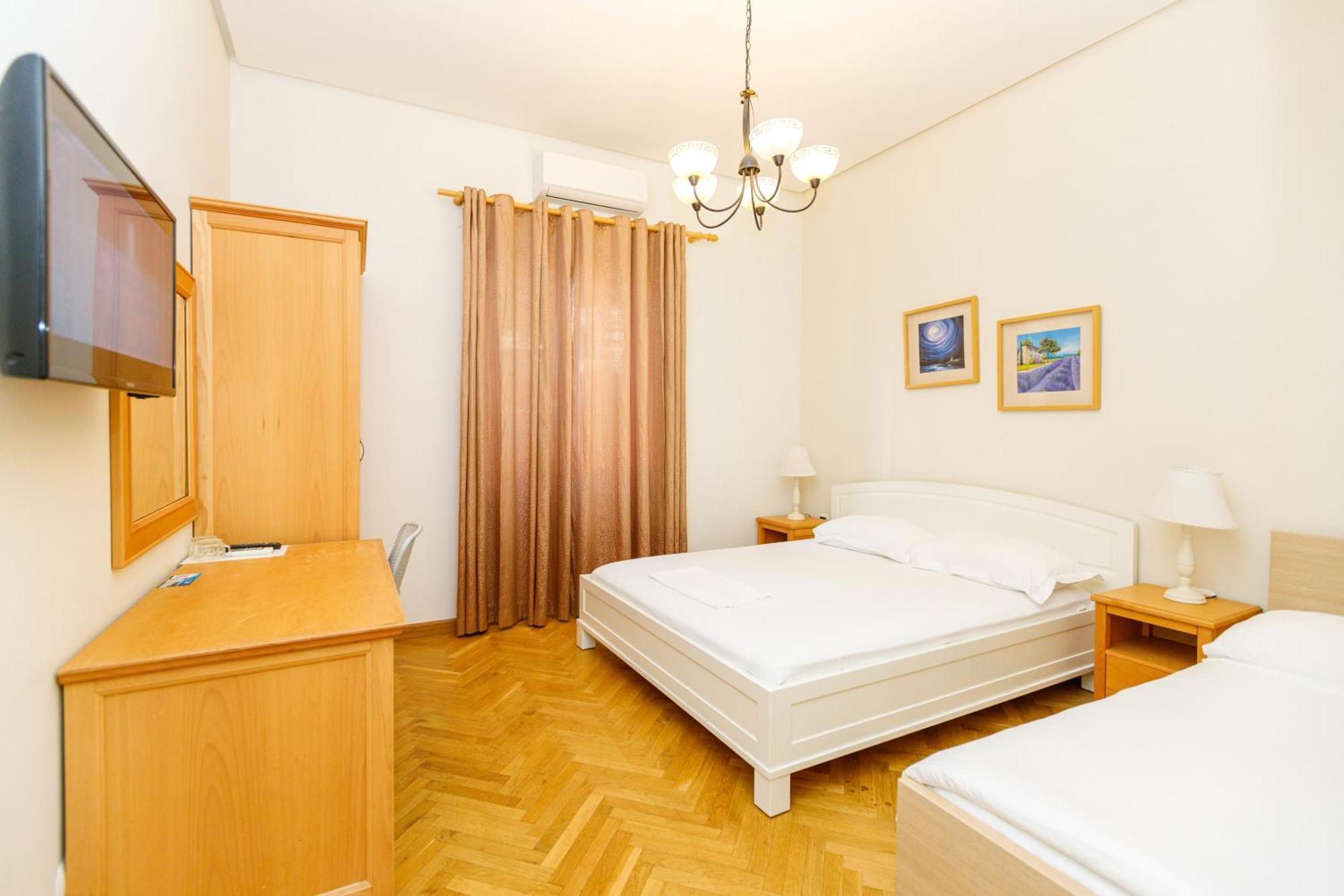 Le Palazzine Hotel Vlorë Exteriör bild