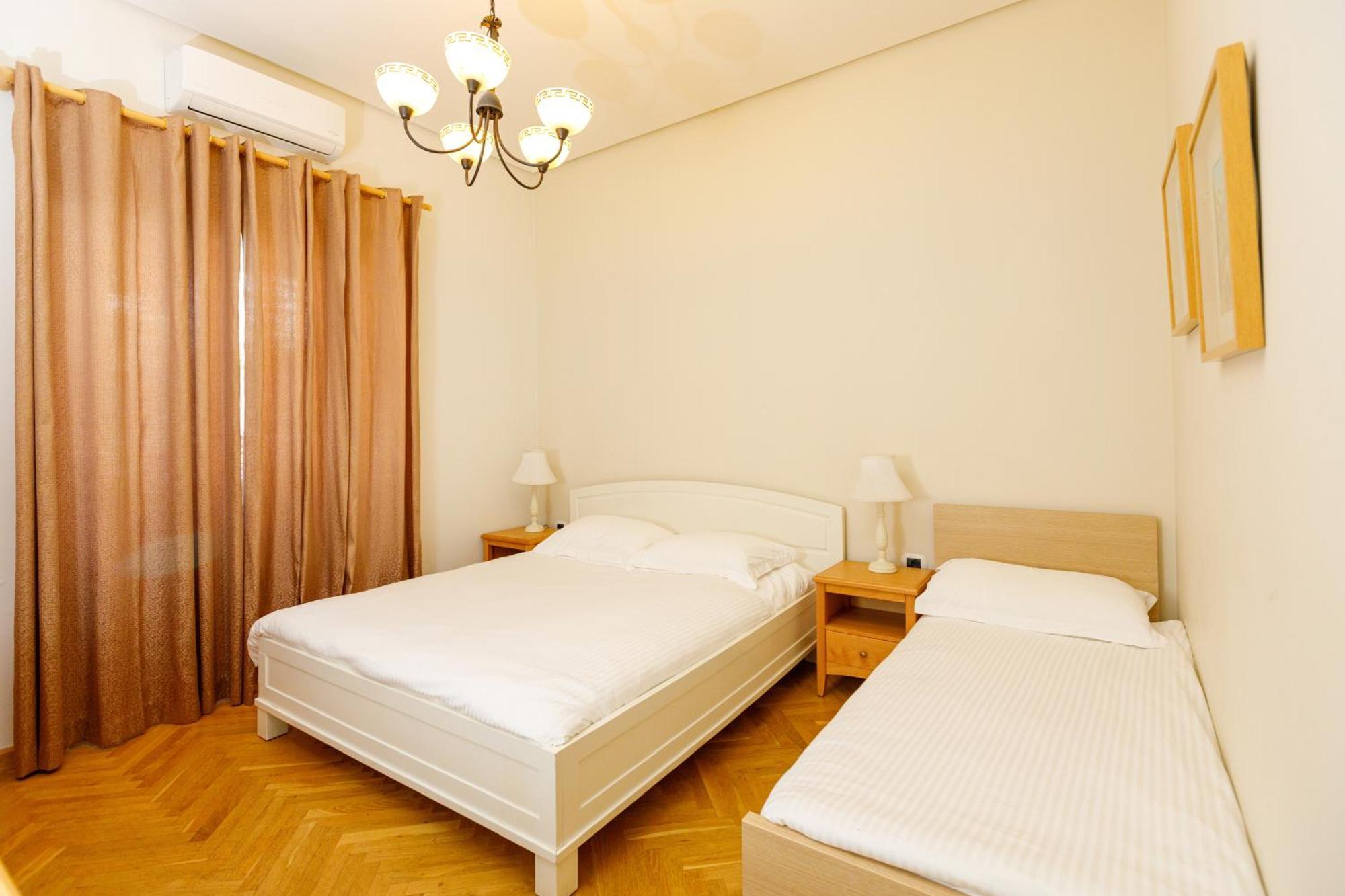 Le Palazzine Hotel Vlorë Exteriör bild