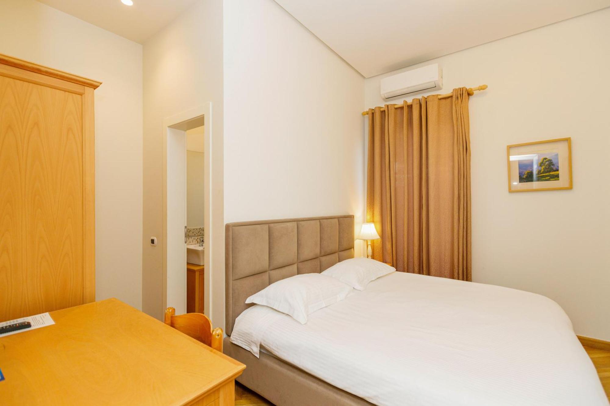 Le Palazzine Hotel Vlorë Exteriör bild