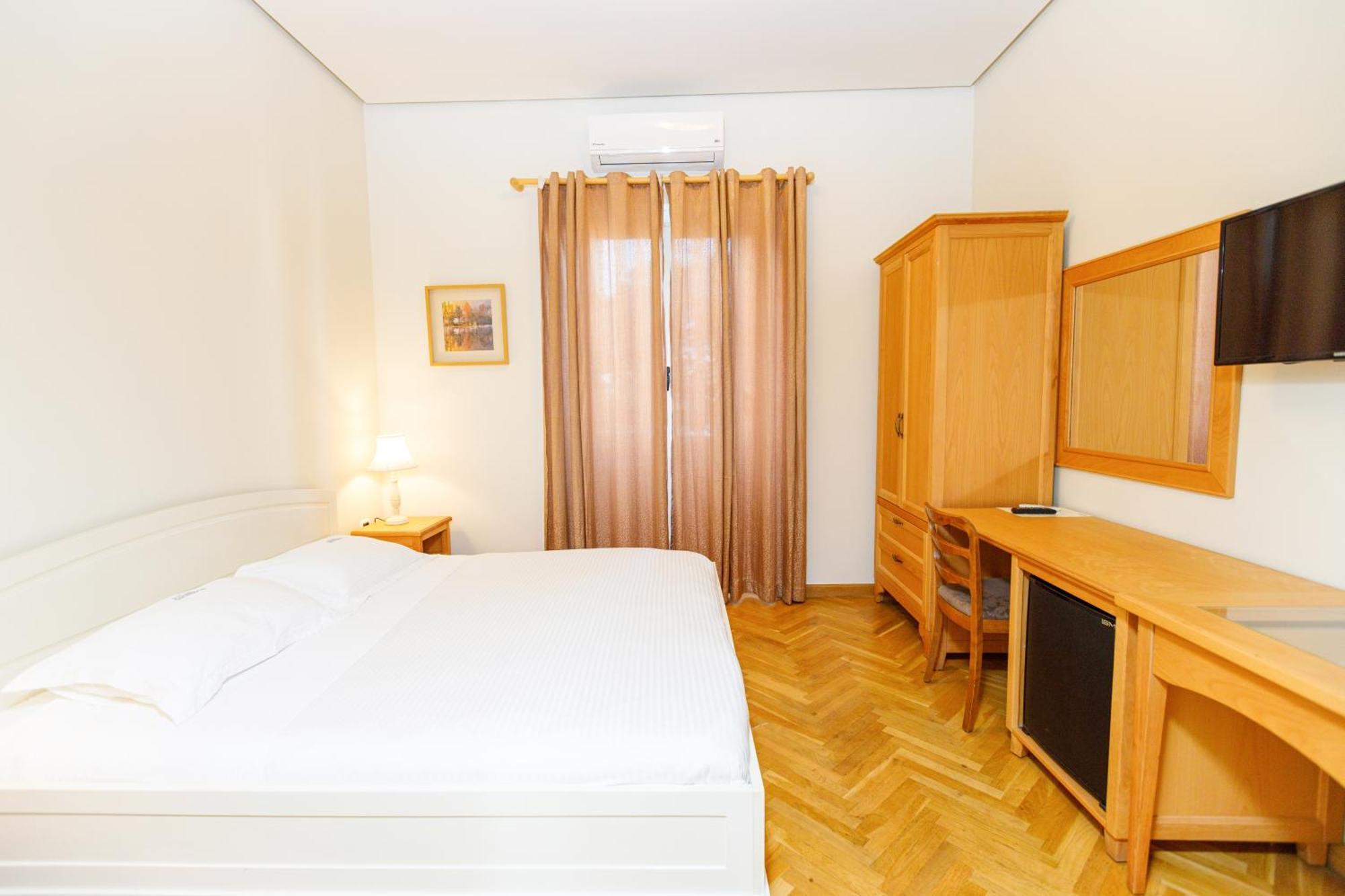 Le Palazzine Hotel Vlorë Exteriör bild
