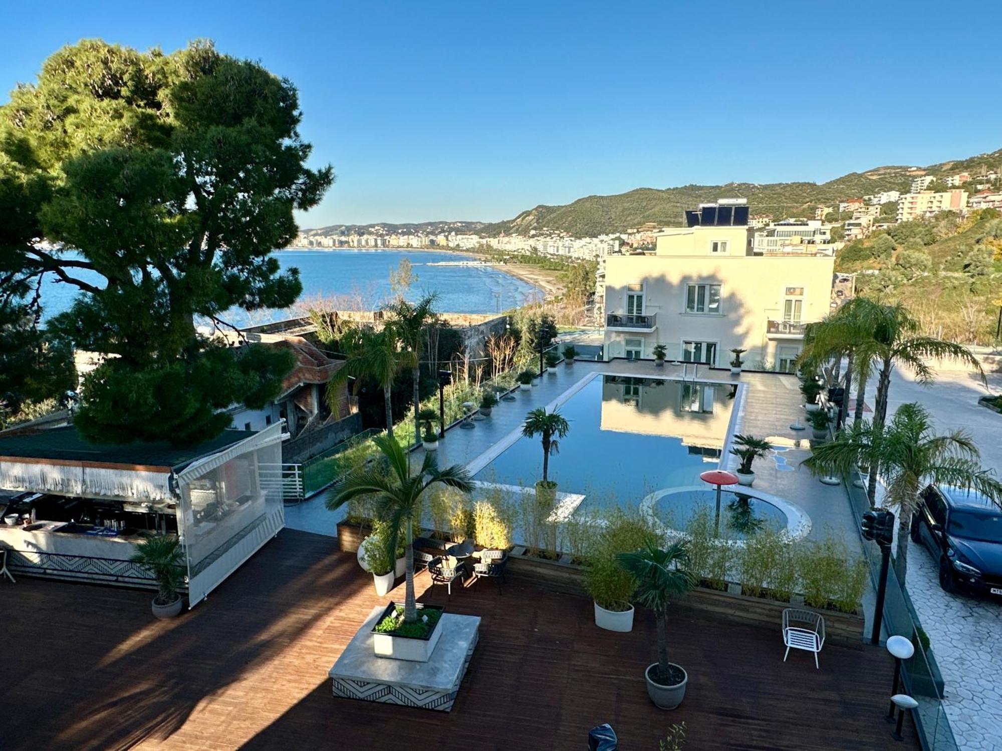 Le Palazzine Hotel Vlorë Exteriör bild